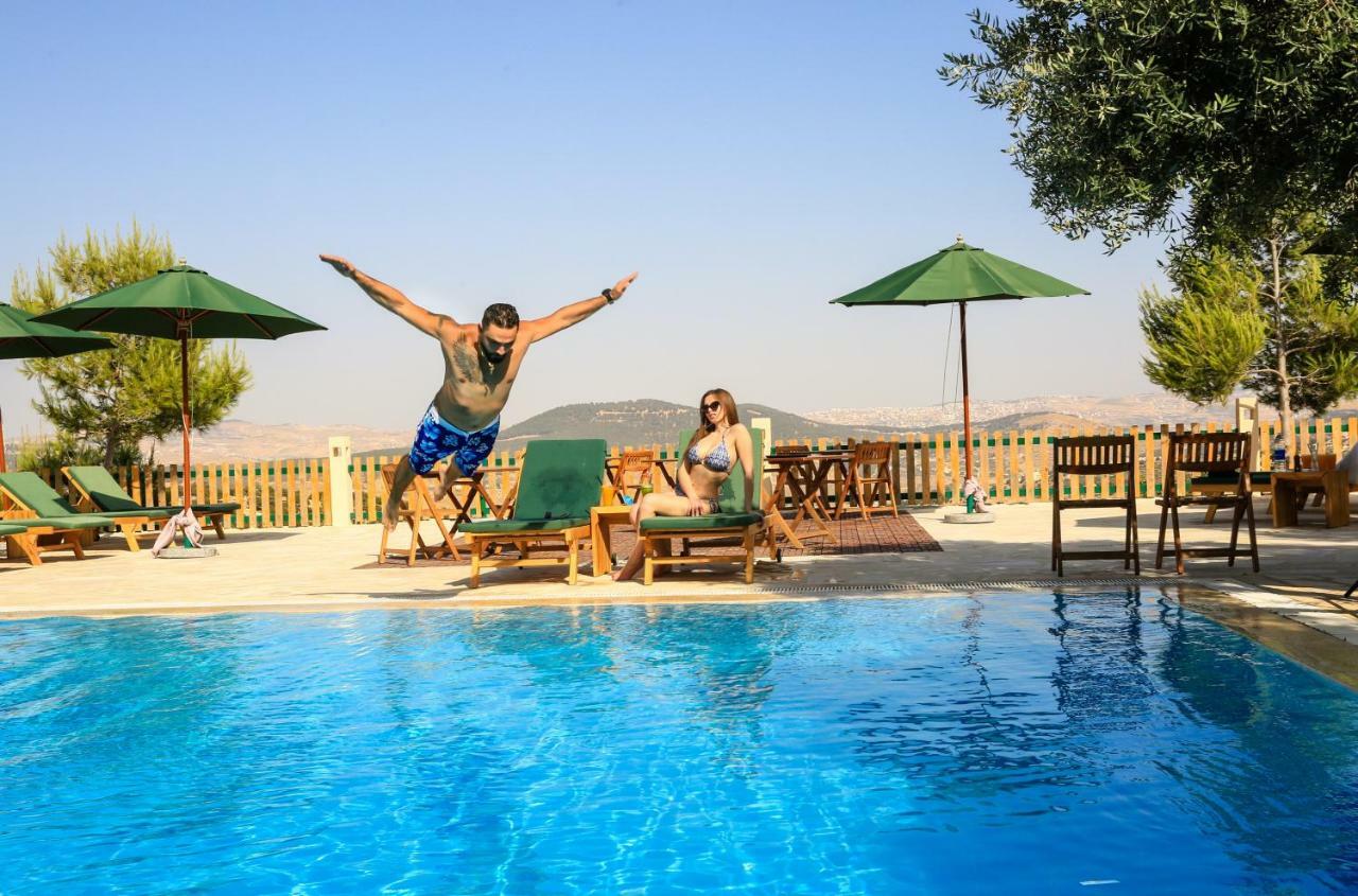 Mountain Breeze Lodge & Resort Al Salt Εξωτερικό φωτογραφία