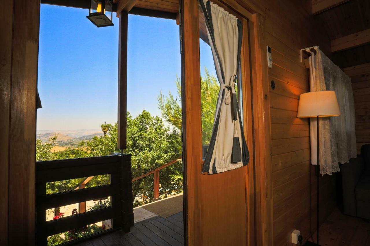 Mountain Breeze Lodge & Resort Al Salt Εξωτερικό φωτογραφία