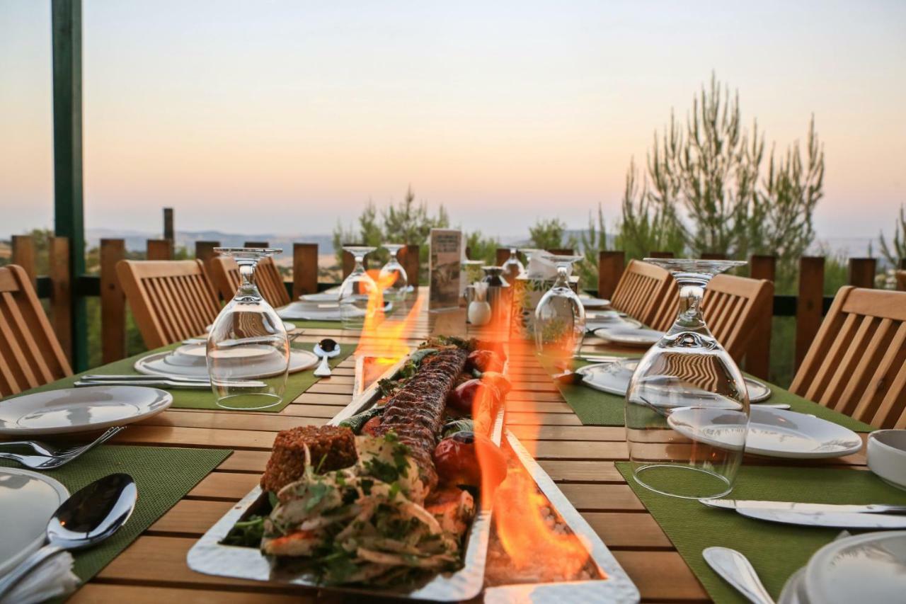 Mountain Breeze Lodge & Resort Al Salt Εξωτερικό φωτογραφία